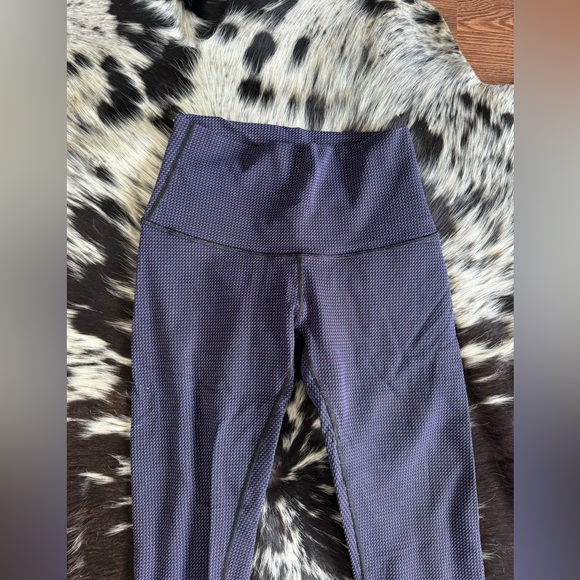 Lululemon tights - Picture 5 of 7